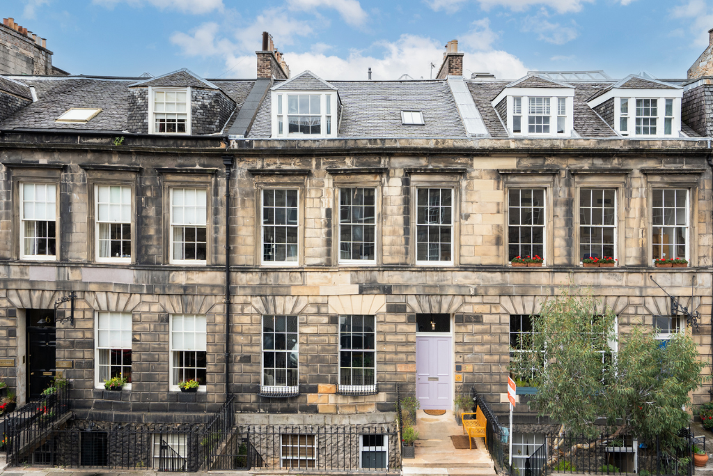 8 Broughton Place