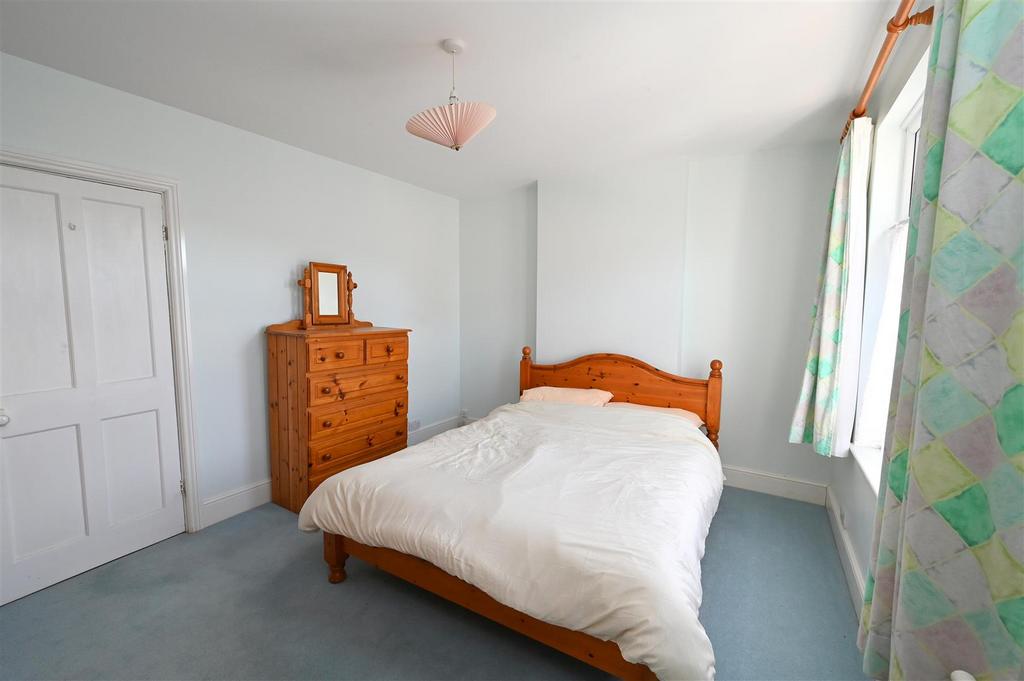 Bedroom2.1.JPG