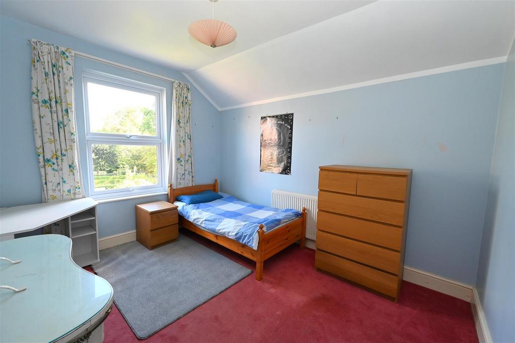 Bedroom3.JPG