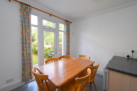 4 bedroom semi-detached house for sale, Wentworth Road, Birmingham B17