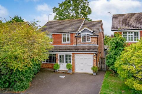 4 bedroom detached house for sale, The Fieldings, Southwater, Horsham