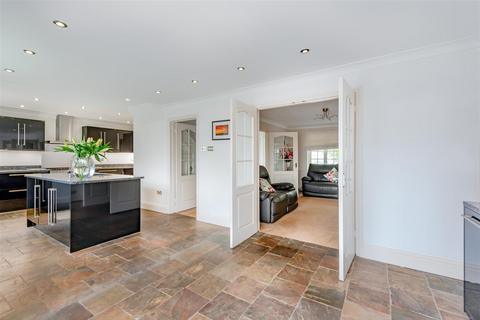 4 bedroom detached house for sale, The Fieldings, Southwater, Horsham