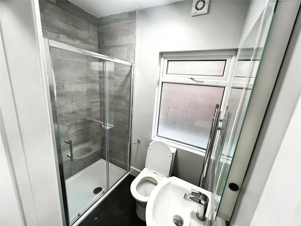 Room 2 Shower Room