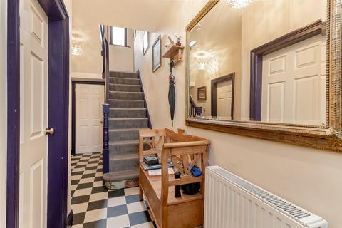 undefined, Cheltenham Mount, Harrogate