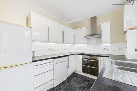 1 bedroom flat to rent, West End Road, Morecambe, LA4