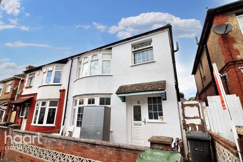 undefined, Holland Road, Luton