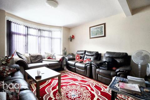 undefined, Holland Road, Luton