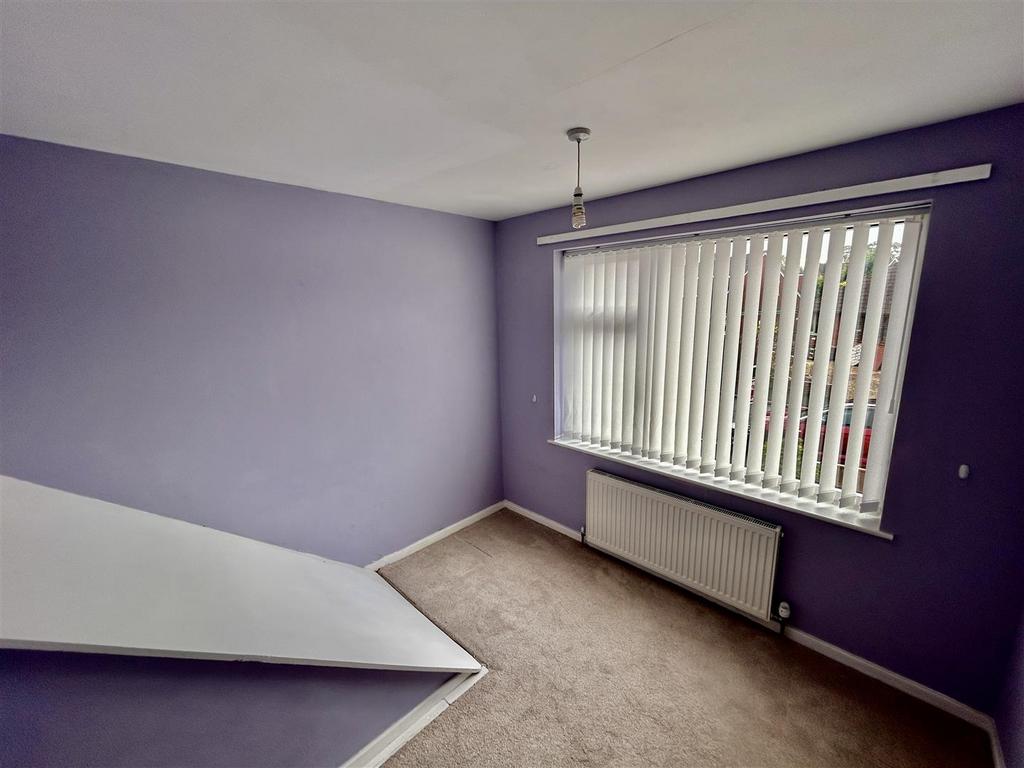 Bed3.JPG