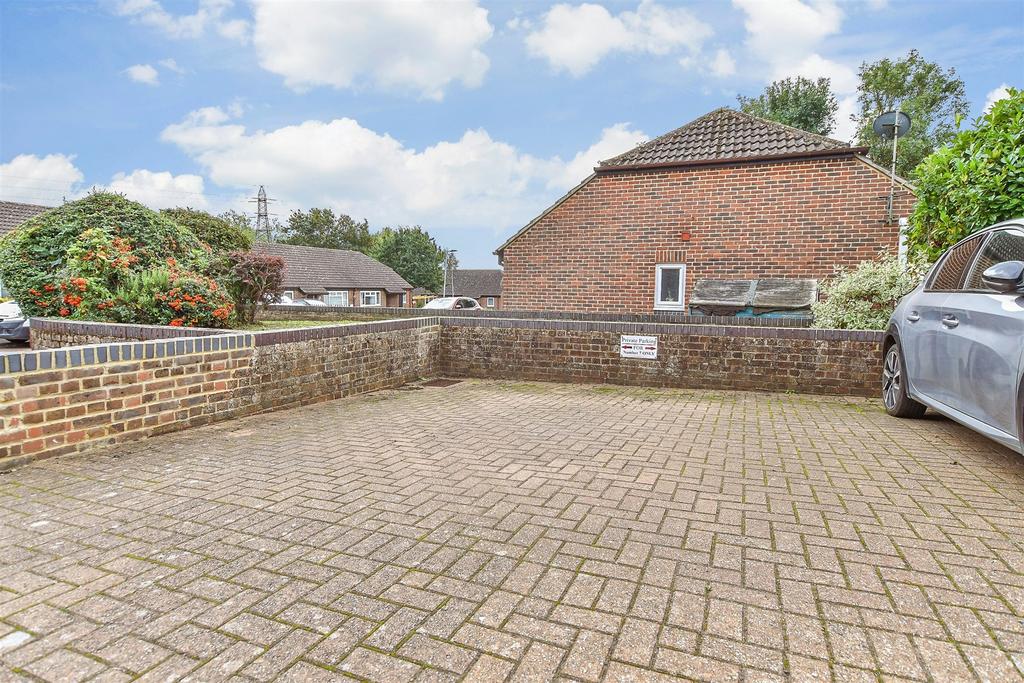 Driveway/Parking