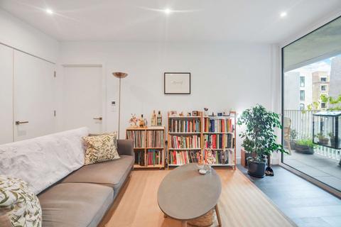 1 bedroom apartment for sale, at New Tannery Way, London, London SE1
