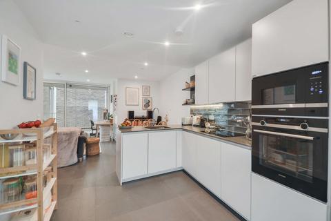 1 bedroom apartment for sale, at New Tannery Way, London, London SE1