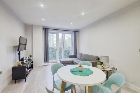1 bedroom flat for sale, Victoria Avenue, Southend-on-sea, SS2