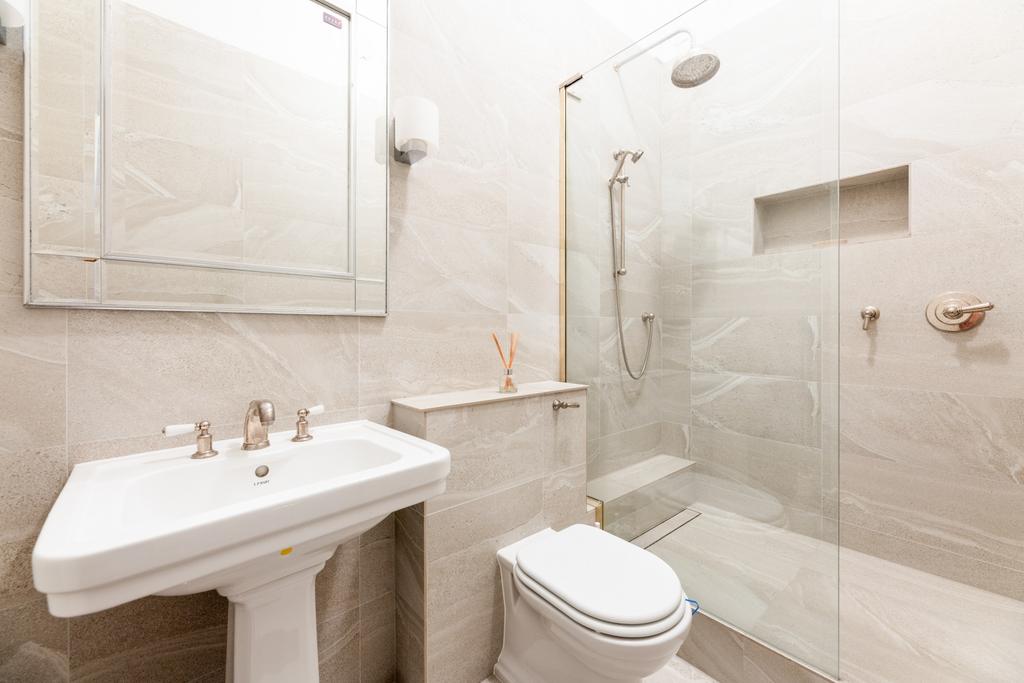 Family Shower room