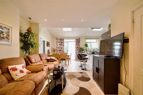 undefined, Cavendish Gardens, Barking IG11