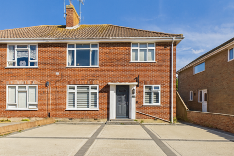 2 bedroom flat for sale, Chesham Close, Goring-by-Sea, Worthing, BN12