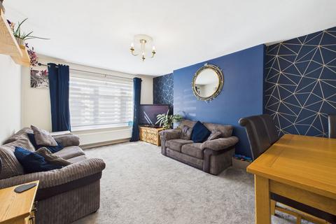 2 bedroom flat for sale, Chesham Close, Goring-by-Sea, Worthing, BN12
