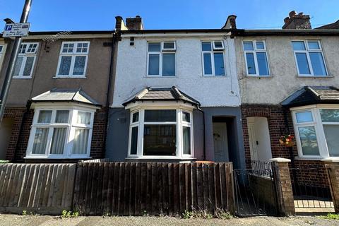 3 bedroom terraced house for sale, Kennard Street, London E16