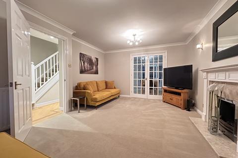 4 bedroom detached house for sale, Dickens Way, Romford, RM1