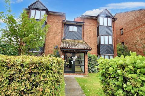 undefined, Hawthorne Crescent, West Drayton, UB7