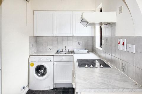 undefined, Hawthorne Crescent, West Drayton, UB7