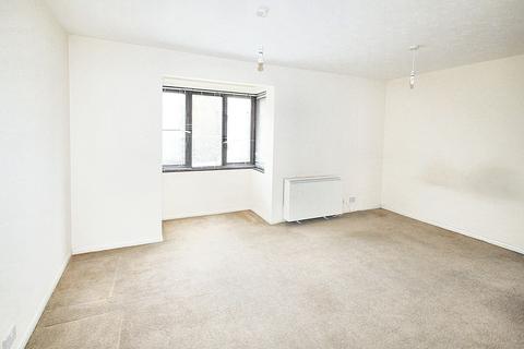 undefined, Hawthorne Crescent, West Drayton, UB7