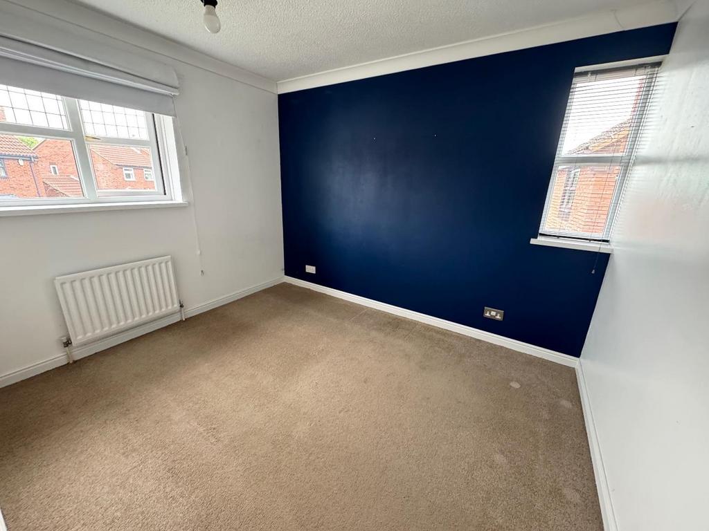 Bedroom ( front)