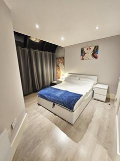 Studio to rent, Lithos Road, London NW3