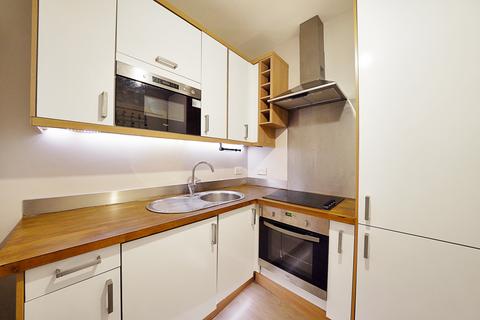 Studio to rent, Lithos Road, London NW3