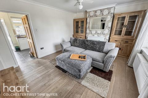 3 bedroom end of terrace house for sale, Fairhead Road North, Colchester