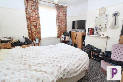 3 bedroom terraced house for sale, Larkfield Avenue,  Gillingham, ME7