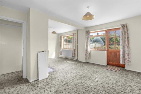 undefined, Harries Way, Holmer Green HP15