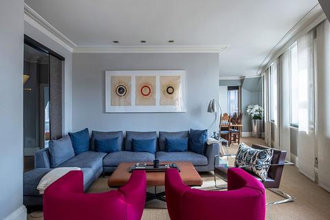 undefined, Thackeray Street, London W8