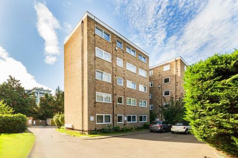 2 bedroom flat for sale, Gordon Road, London W5