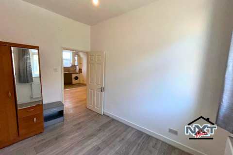 undefined, High Road Leyton, London, E10