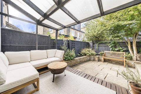 3 bedroom terraced house for sale, Eswyn Road, London SW17