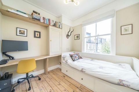 171 Eswyn Road, London, SW17 8TL
