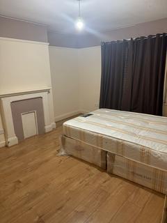 undefined, Sutton Hall Road, HOUNSLOW, Greater London, TW5