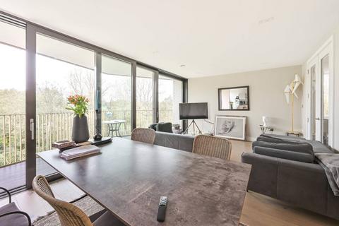 2 bedroom flat for sale, Aylmer Road, East Finchley, London, N2