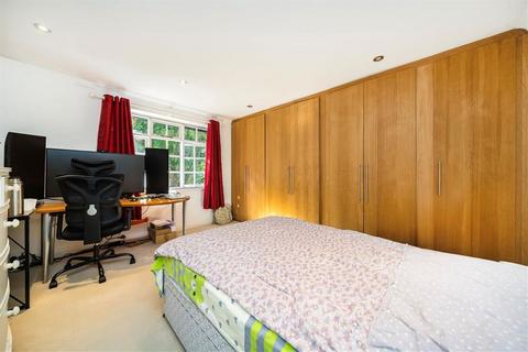 undefined, Verdun Road, London SW13