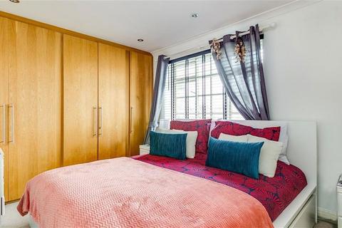 undefined, Verdun Road, London SW13
