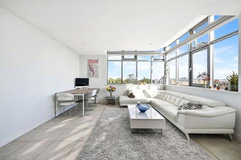 1 bedroom flat for sale, Lamberts Road, Surbiton KT5