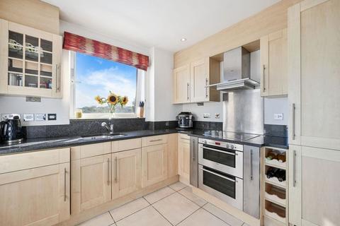 1 bedroom flat for sale, Lamberts Road, Surbiton KT5