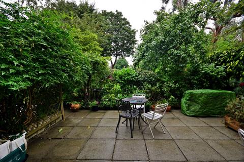 Sheen Road, Richmond Hill, Richmond, TW9