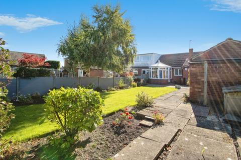 2 bedroom bungalow for sale, Milton Drive, Leeds LS15