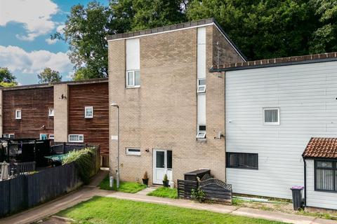 undefined, Oaksford, Cwmbran NP44