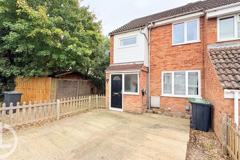 Chase Hill Road, Arlesey, Beds, SG15 6UE
