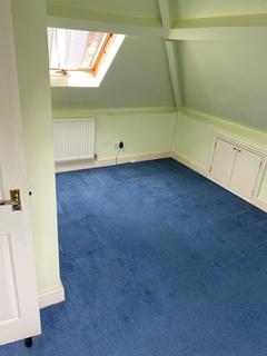 2 bedroom flat to rent, Gunnersbury Avenue, London W5