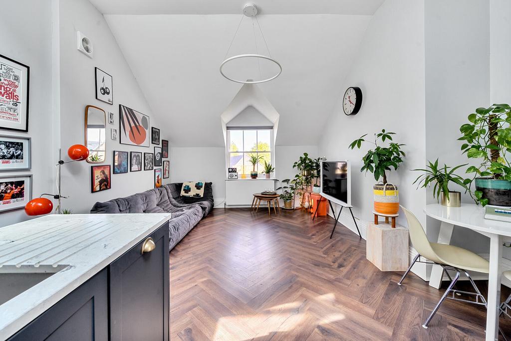 Kitchen/Living Room