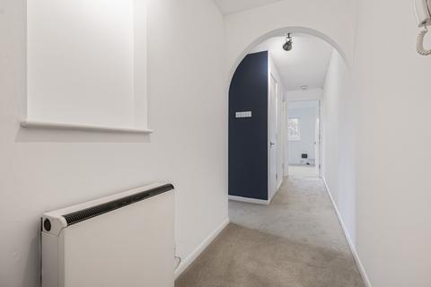 undefined, Tilebarn Close, Henley-on-Thames RG9