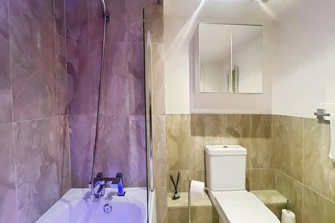 undefined, White Rock, East Sussex TN34